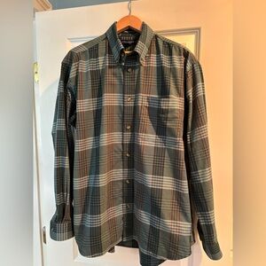 Men's Ivy Crew plaid button down Green Plaid Size L Wrinkle resistant